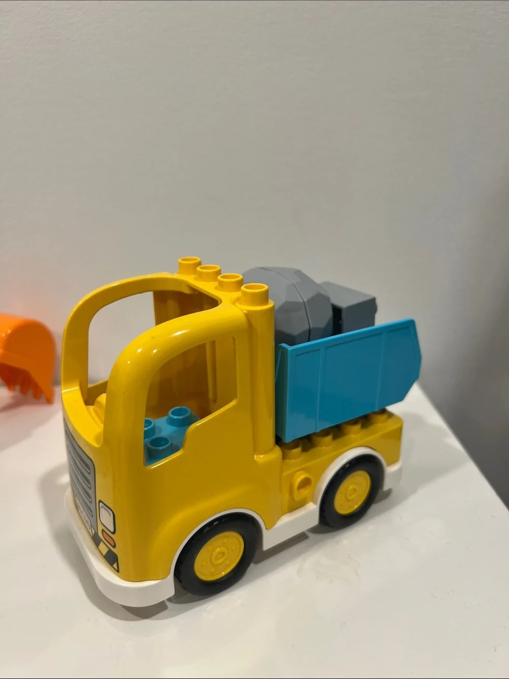 LEGO DUPLO Construction Set 10931 complete, Truck and Excavator